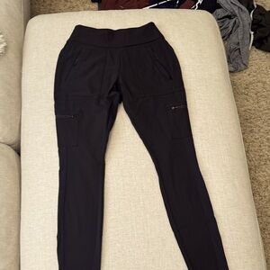 Athleta Black Headlands Hybrid Cargo Pants